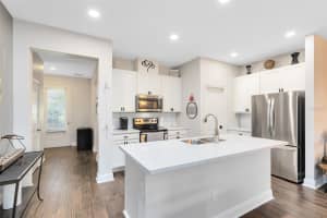 15458 HONEYBELL DRIVE, WINTER GARDEN, FL 34787 Sold 09/29/25