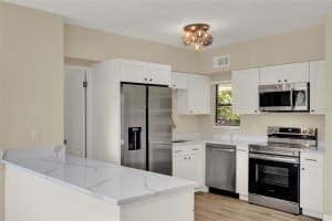 3306 ELLEN DRIVE, ORLANDO, FL 32806 - MLS#MFRO6329367
