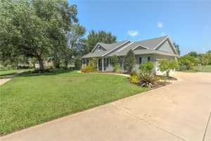 7643 LAKE ANGELINA DRIVE, MOUNT DORA, FL 32757 Sold 10/28/25