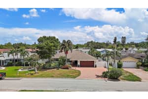 1357 52nd Ave Ne, ST PETERSBURG