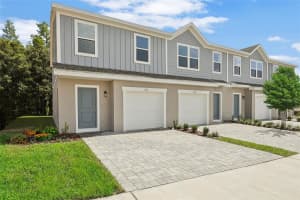 1501 Fan Palm Dr, DAVENPORT