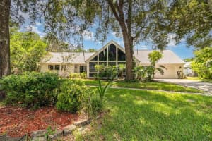216 Timbercove Cir, LONGWOOD