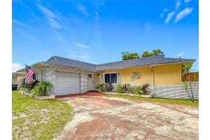 4803 NORWALK PLACE, ORLANDO, FL 32808 - MLS#MFRO6329558
