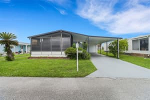 192 Queen Palm Dr, NAPLES