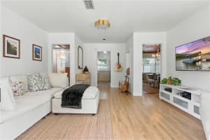 2214 VALENCIA ROAD, ORLANDO, FL 32803 Sold 09/26/25