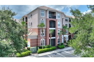 1351 Venezia Ct #101, DAVENPORT