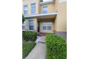5440 River Rock Rd #5440, LAKELAND