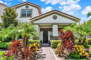 10249 BEECHWOOD LANE, ORLANDO, FL 32832 - MLS#MFRO6329863