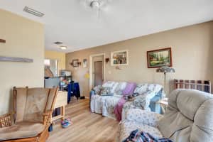 2815 FLORIDA BOULEVARD, BRADENTON, FL 34207 - MLS#MFRO6329867