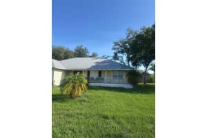 533 Encarnacion St, PUNTA GORDA