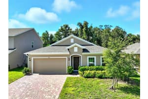 515 Darshire Ave, EUSTIS