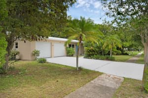 421 Jasmine Rd, CASSELBERRY