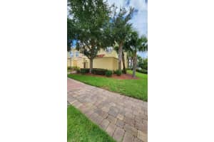 2616 BELLA VISTA DRIVE, DAVENPORT, FL 33897 - MLS#MFRO6330006