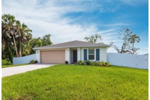 2554 Lakeshore Cir, PORT CHARLOTTE