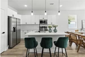 222 LUCILE WAY, ORLANDO, FL 32835 - MLS#MFRO6330026