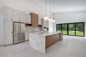 5236 LAKE HOWELL ROAD, WINTER PARK, FL 32792 - MLS#MFRO6330075