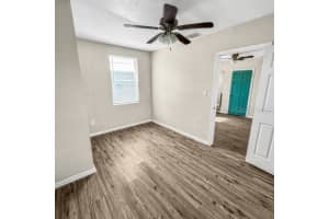 321 IANTHE STREET, TAVARES, FL 32778 - MLS#MFRO6330241