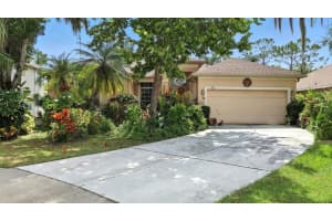 921 Rosinia Ct, ORLANDO