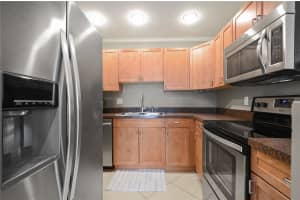 128 AMERICA STREET, ORLANDO, FL 32801 - MLS#MFRO6330360