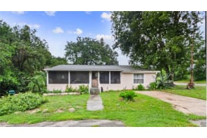 201 Lake Gertie Rd, DELAND