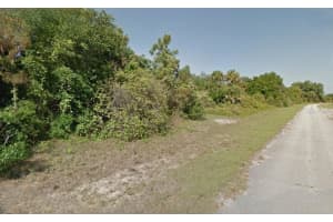 HAMPSHIRE CIR, NORTH PORT, FL 34288 - MLS#MFRO6330427
