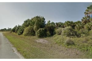 HAMPSHIRE CIR, NORTH PORT, FL 34288 - MLS#MFRO6330427