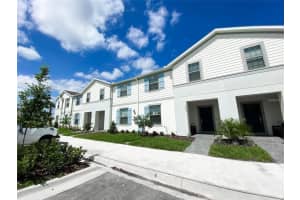 2406 Dubai St, KISSIMMEE
