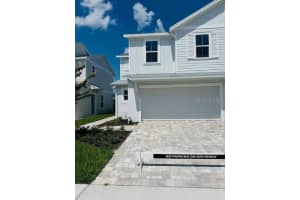 6453 HORSESHOE LANE WAY, ST CLOUD, FL 34773 Sold 08/28/25