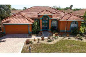 7118 42ND COURT, SARASOTA, FL 34243 - MLS#MFRO6330646