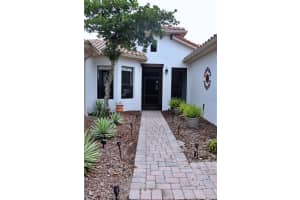 890 BELLA VIANA ROAD, KISSIMMEE, FL 34759 - MLS#MFRO6330654