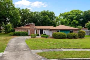 541 LONDON ROAD, WINTER PARK, FL 32792 Sold 08/28/25