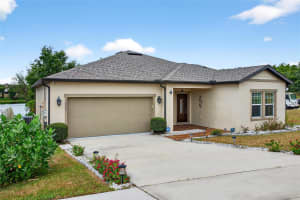 15737 PINE SISKIN LOOP, MASCOTTE, FL 34753 Sold 10/22/25