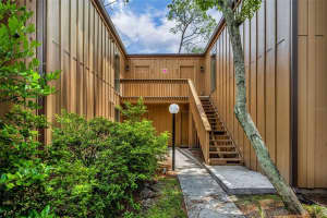 267 Crown Oaks Way #1, LONGWOOD