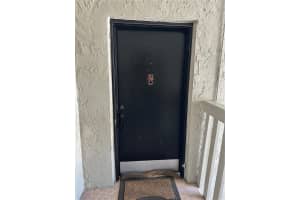 113 SPRINGWOOD CIRCLE, LONGWOOD, FL 32750 - MLS#MFRO6330928