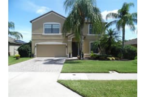 2583 Vineyard Cir, SANFORD