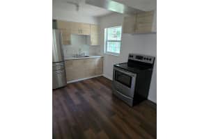 218 11TH STREET, APOPKA, FL 32703 - MLS#MFRO6331016
