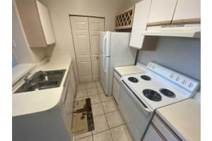 2564 ROBERT TRENT JONES DRIVE, ORLANDO, FL 32835 - MLS#MFRO6331030