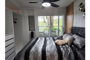 1723B HOUR GLASS DRIVE, ORLANDO, FL 32806 - MLS#MFRO6331097