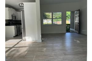 5037 LAKE HOWELL ROAD, WINTER PARK, FL 32792 - MLS#MFRO6331235