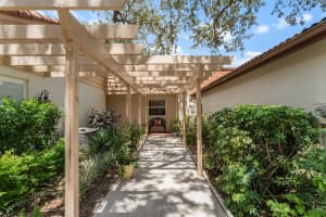 1054 PEBBLE BEACH CIRCLE, WINTER SPRINGS, FL 32708 - MLS#MFRO6331283