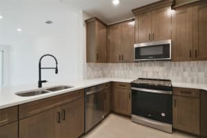 7557 LAUREATE BOULEVARD, ORLANDO, FL 32827 - MLS#MFRO6331464