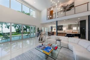 521 LAKE COVE POINTE CIRCLE, WINTER GARDEN, FL 34787 Sold 10/16/25