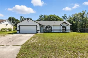 3407 Commerce Ave, DELTONA