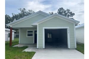 1014 E Hazzard Ave, EUSTIS