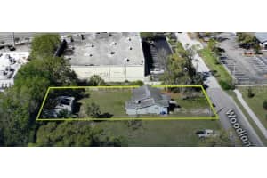 1034 Woodland Dr, LAKELAND
