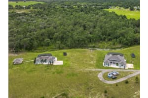 10220 & 10224 Bay Lake Rd, GROVELAND
