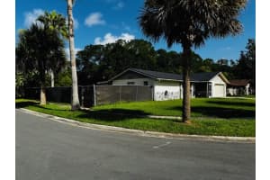 6108 GLEN BARR AVENUE, ORLANDO, FL 32809 - MLS#MFRO6331666