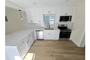 416 IANTHE STREET, TAVARES, FL 32778 - MLS#MFRO6331755