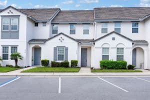 236 Captiva Dr, DAVENPORT