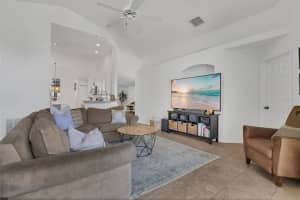 3824 LAKE WARREN DRIVE, ORLANDO, FL 32812 - MLS#MFRO6331848